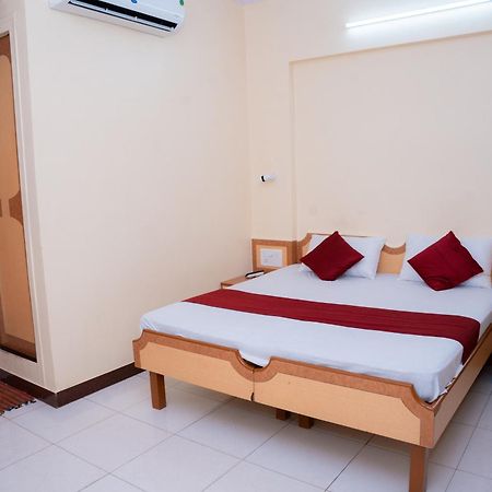 Saigal Guest House Bombay Eksteriør billede