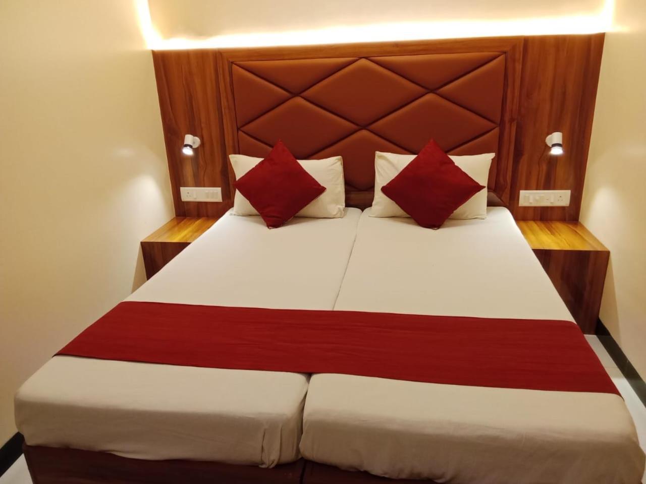 Saigal Guest House Bombay Eksteriør billede